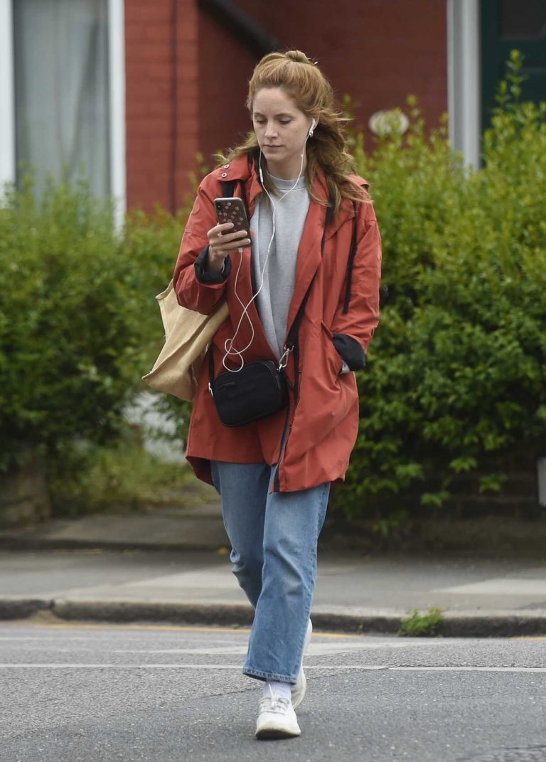 Sophie Rundle in a White Sneakers Was Seen Out in London 06/13/2020 ...