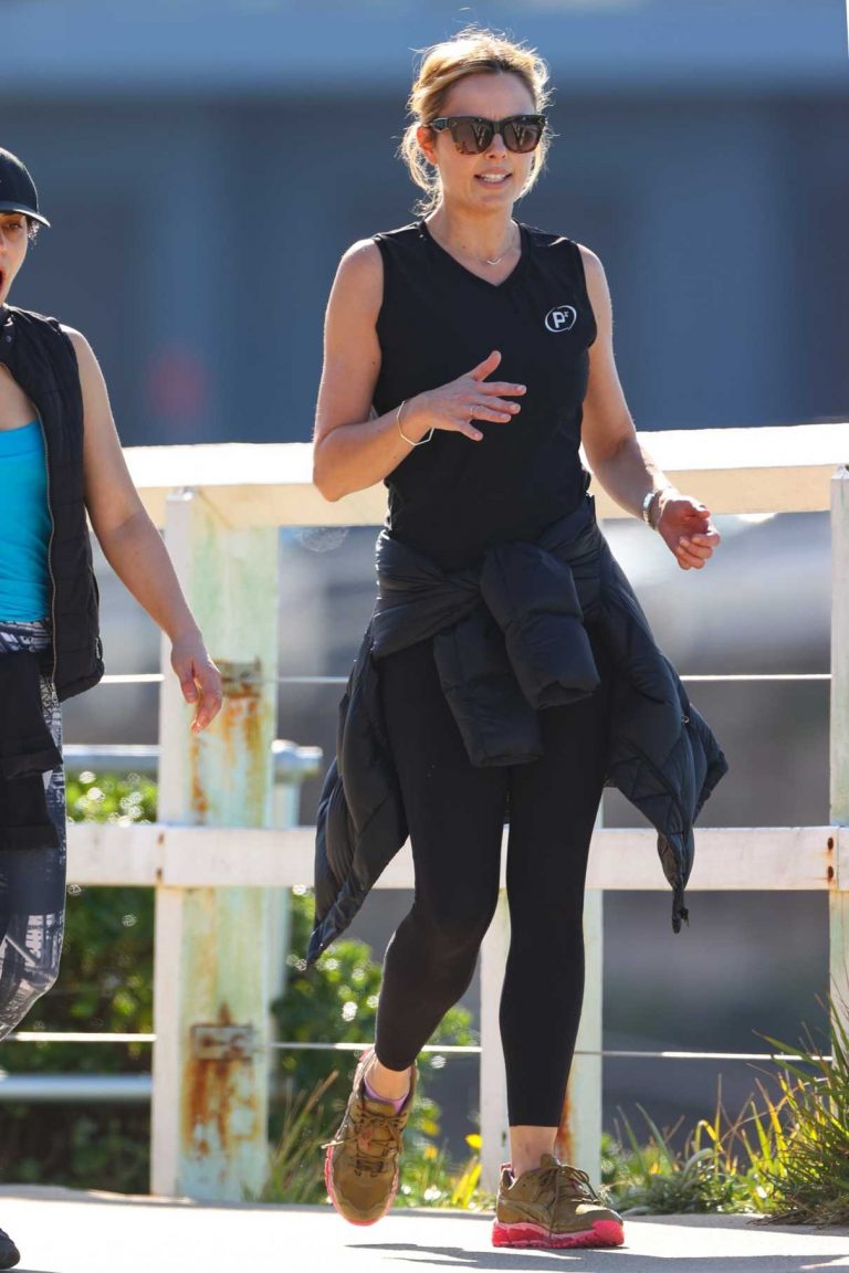 Allison Langdon in a Black Leggings Walks from Bondi to Bronte in