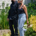 Cameron Diaz in a Black Top Was Seen Out with Benji Madden in Bel Air 08/23/2020