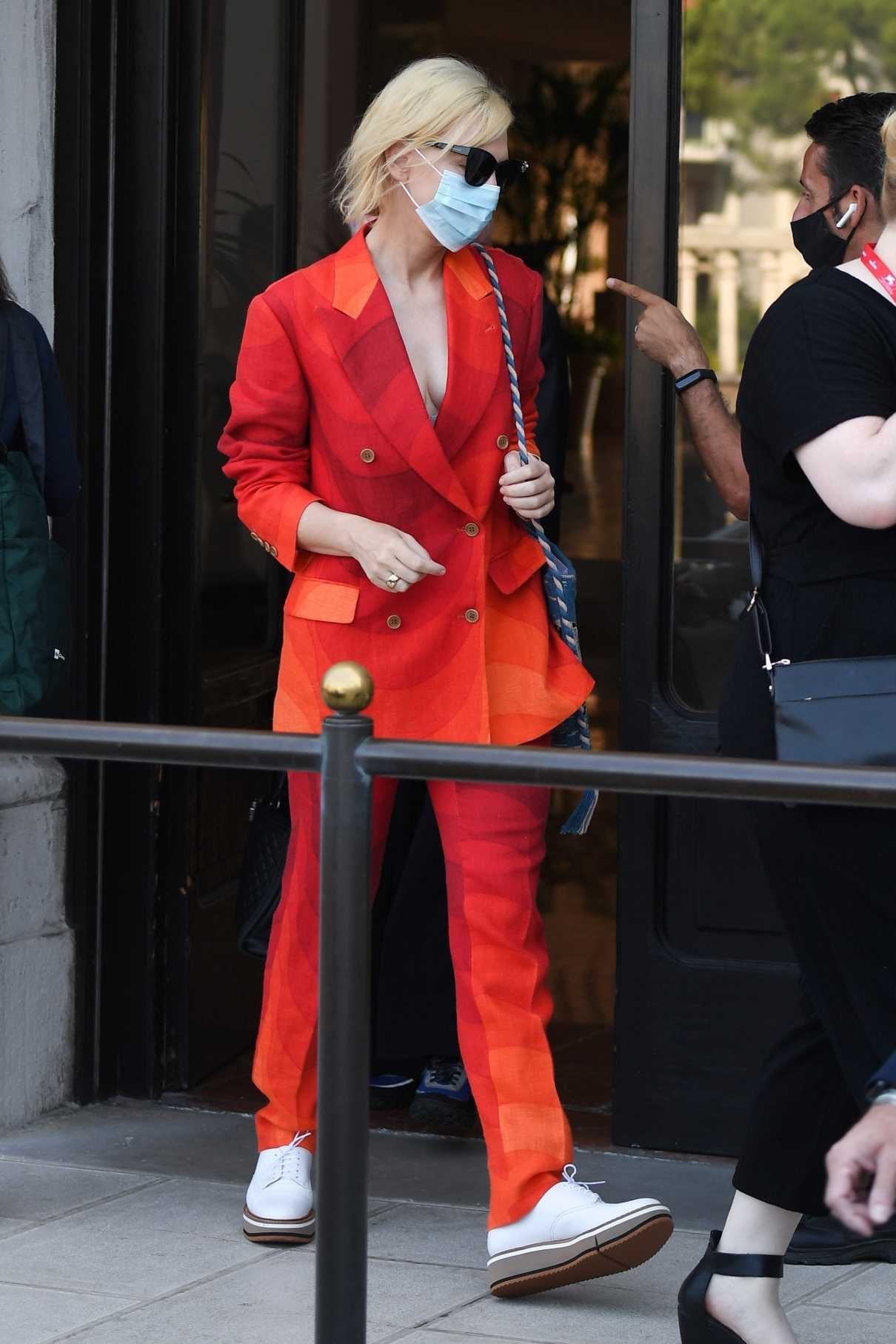 Cate Blanchett in a Red Suit