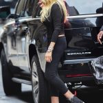 Wendy Williams in a Black Outfit Arrives at Work in New York 09/28/2020