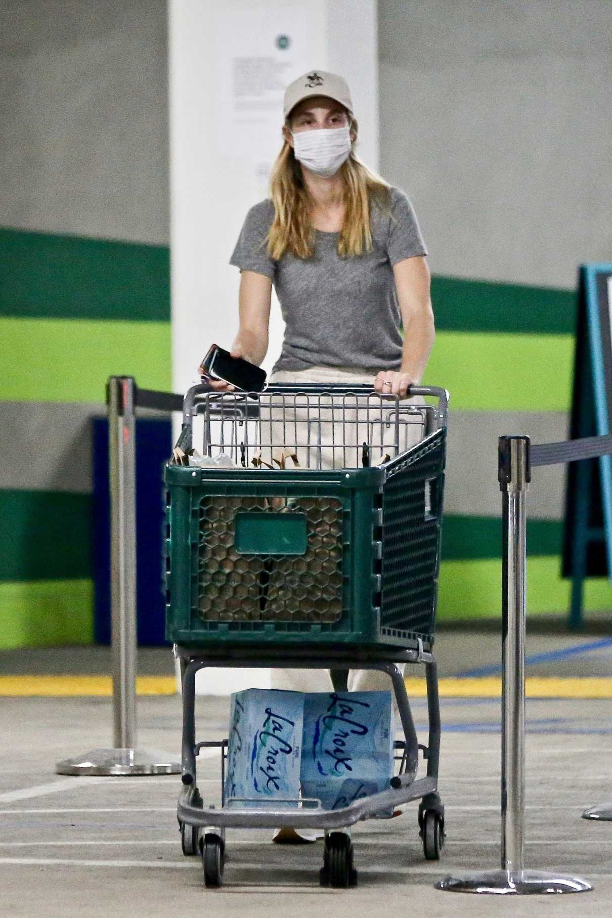 Whitney Port in a Grey Tee