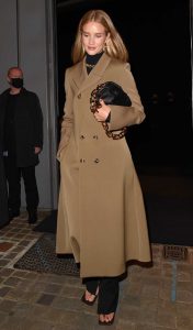 Rosie Huntington-Whiteley in a Beige Coat