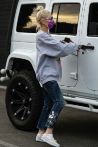 Gwen Stefani in a Purple Protective Mask