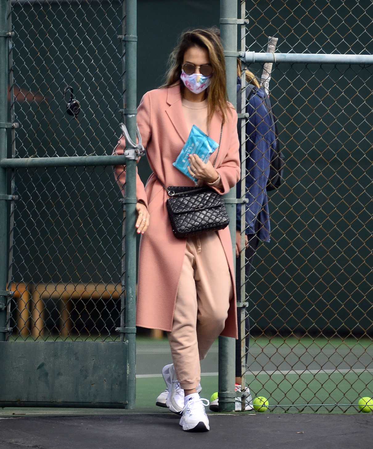 Jessica Alba in a White Sneakers