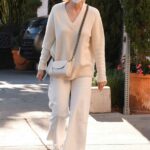 Kelly Rutherford in a White Pants Was Seen Out with Friend in Beverly Hills 11/11/2020