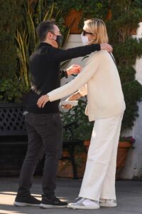 Kelly Rutherford in a White Pants