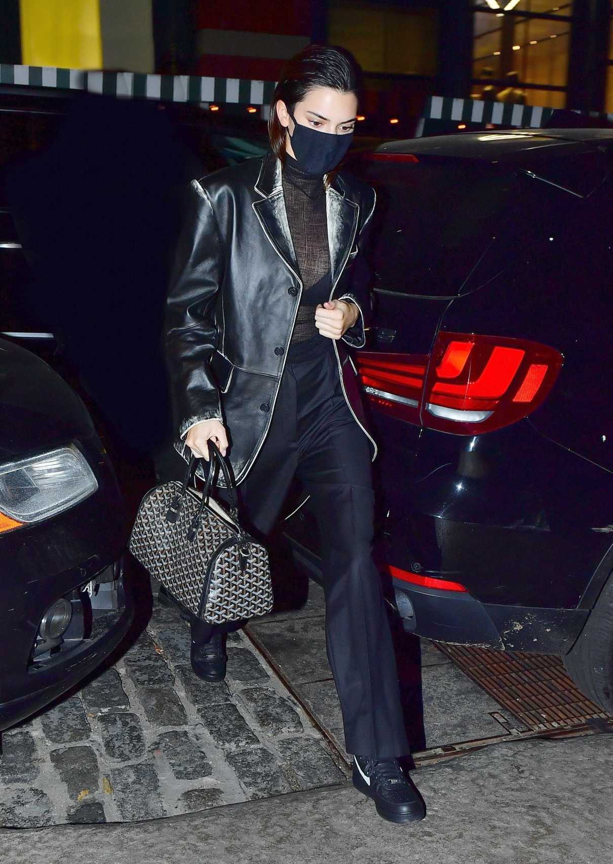 Kendall Jenner in a Black Leather Blazer Was Seen Out in New York City ...