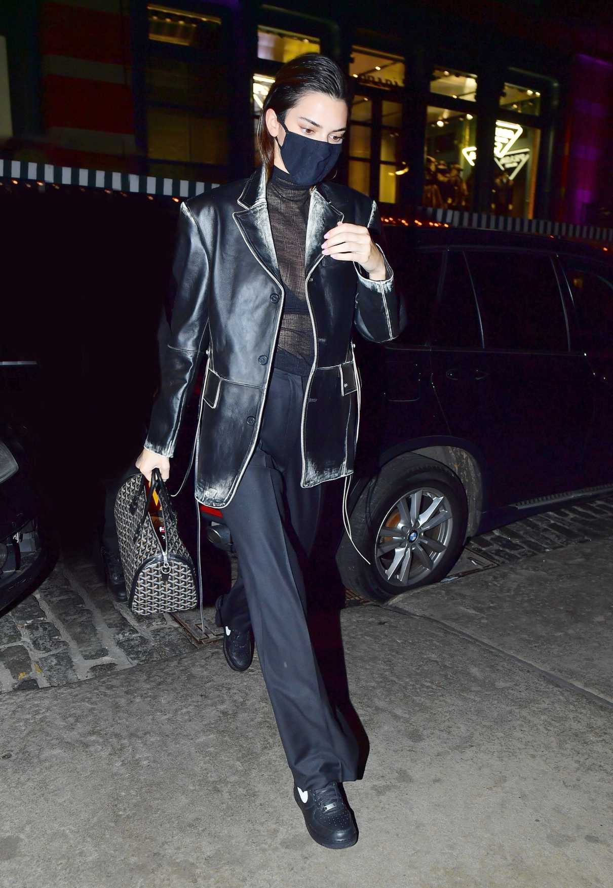 Kendall Jenner in a Black Leather Blazer Was Seen Out in New York City ...
