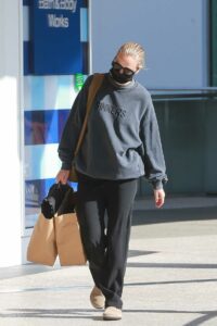 Lara Bingle in a Grey Sweatshirt