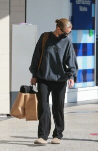 Lara Bingle in a Grey Sweatshirt