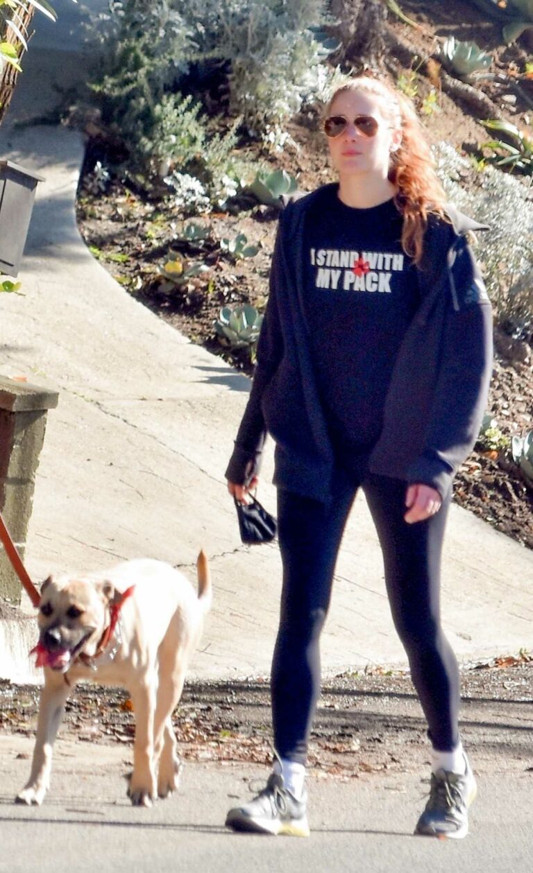 Anna Osceola in a Black Outfit Out with Jon Hamm Walks Her Dog in Los