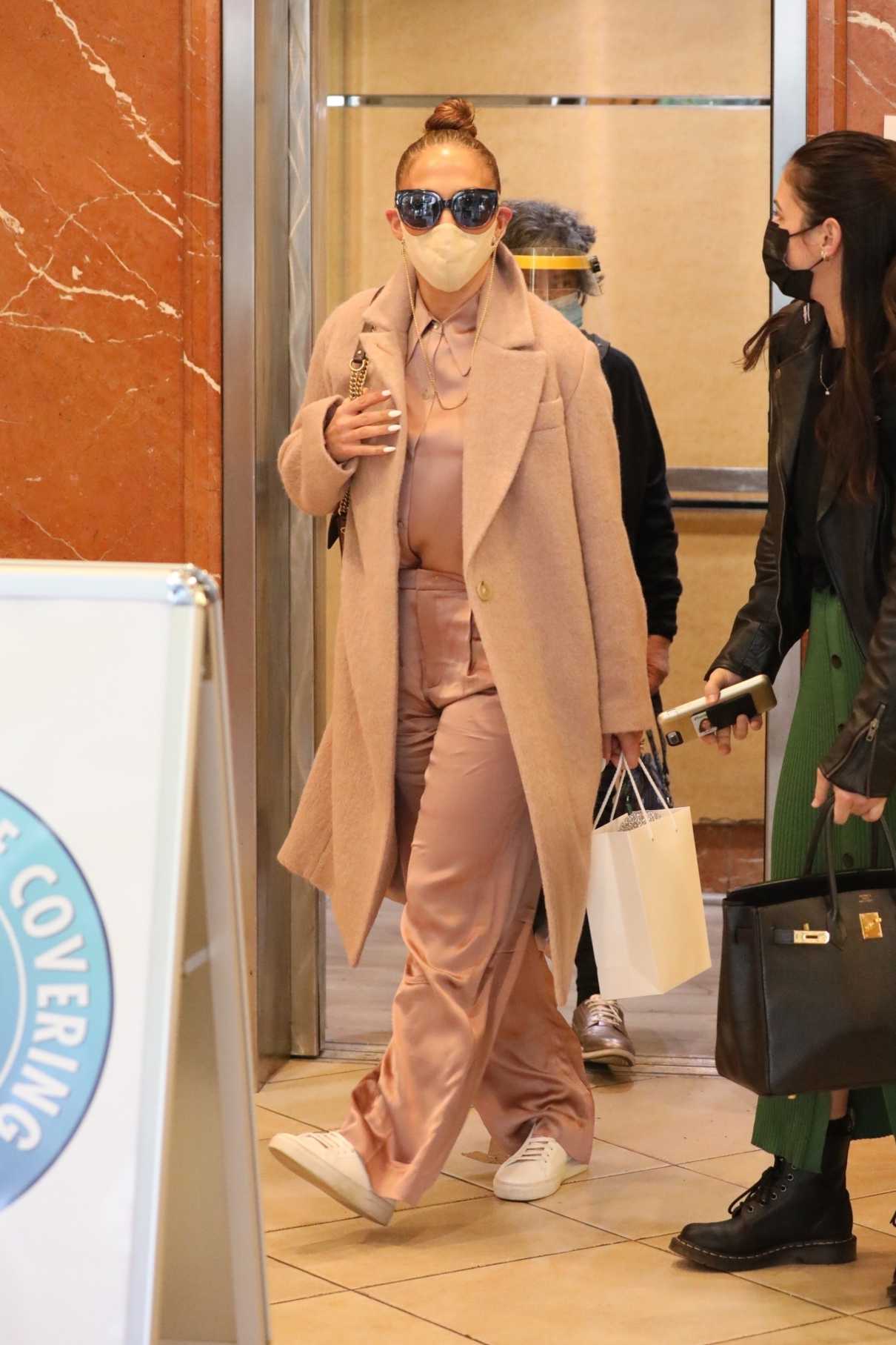 Jennifer Lopez in a Beige Coat