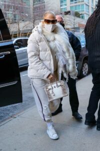 Jennifer Lopez in a Beige Puffer Jacket