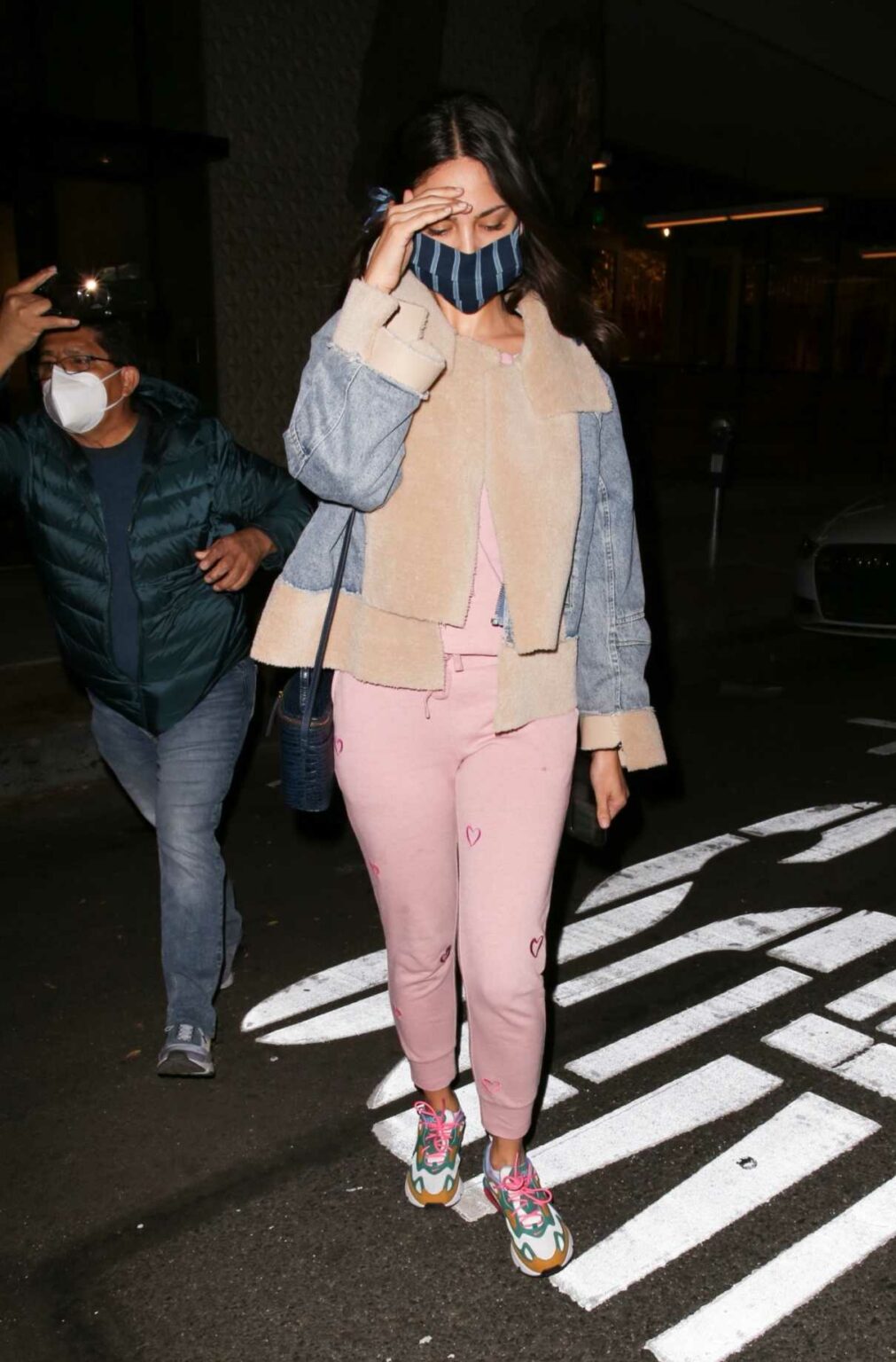 Eiza Gonzalez in a Pink Sweatsuit Was Seen Out in West Hollywood 01/11