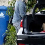 Robin Wright in a Denim Shirt Steps Out to Buy a Six-Pack of Rose Wine in Los Angeles 01/15/2021