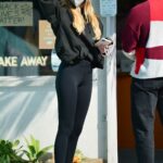 Delilah Belle Hamlin in a Black Hoodie Was Seen Out with Eyal Booker in West Hollywood 02/12/2021
