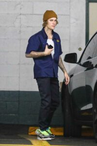 Justin Bieber in a Tan Knit Hat
