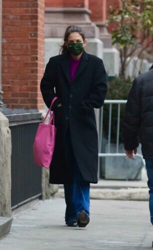 Katie Holmes in a Black Coat Was Seen Out in Manhattan’s Downtown Area