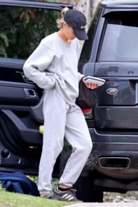 Lara Bingle in a Grey Sweatsuit