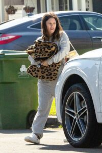 Rachel Bilson in a Grey Sweatsuit