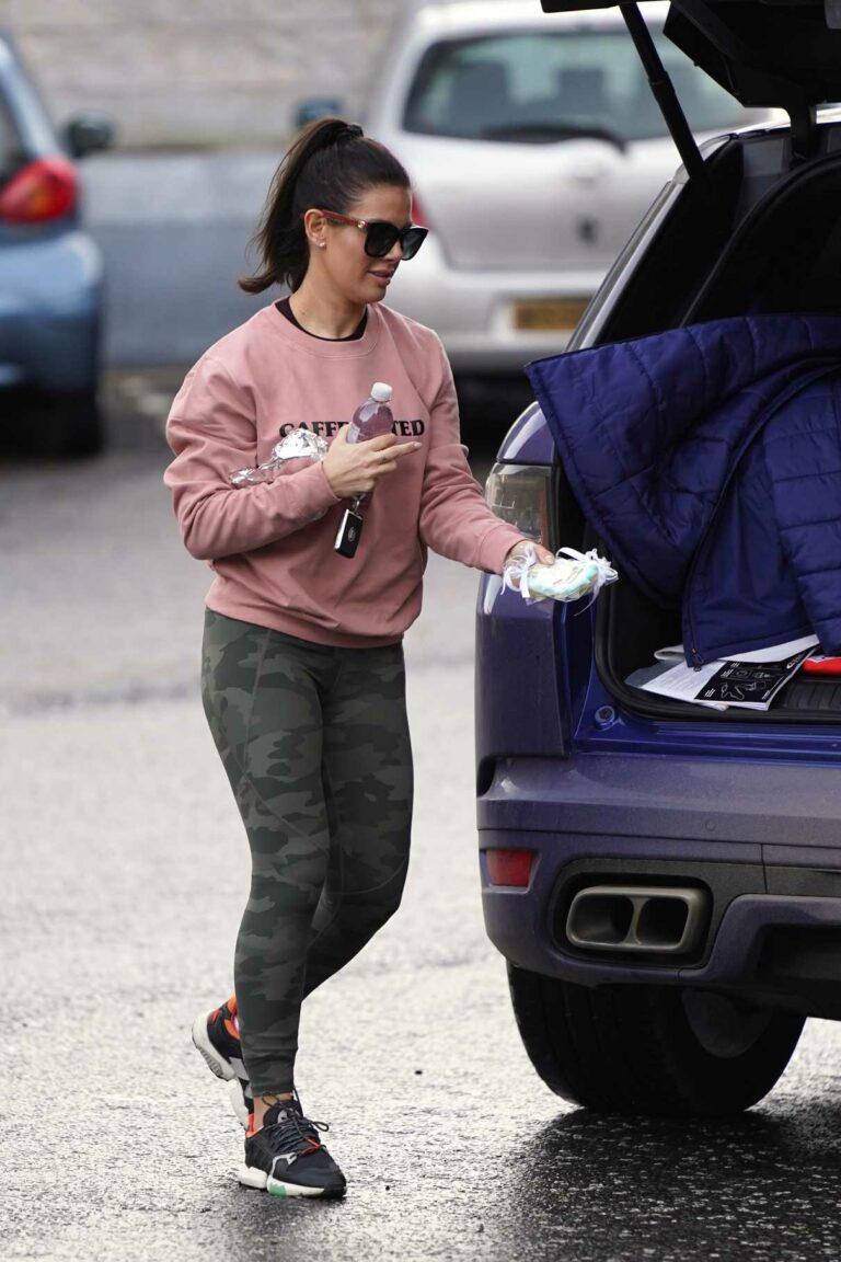 Rebekah Vardy in a Camo Leggings Arrives to Dancing On Ice Ttraining