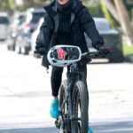 Robin Wright in a Black Outfit Does a Bike Ride with Her Husband Clement Giraudet in Los Angeles 02/11/2021