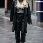 Sian Welby in a Black Outfit Arrives at the Capital Radio in London 02/02/2021