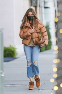 Sofia Vergara in a Blue Ripped Jeans