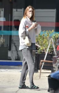 Whitney Port in a Grey Sweatpants