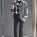 Lara Bingle in a Grey Blazer Was Seen Out in Rose Bay, Sydney 03/17/2021