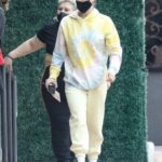 Peta Murgatroyd in a Yellow Sweatpants Was Seen Out in Los Angeles 03/20/2021
