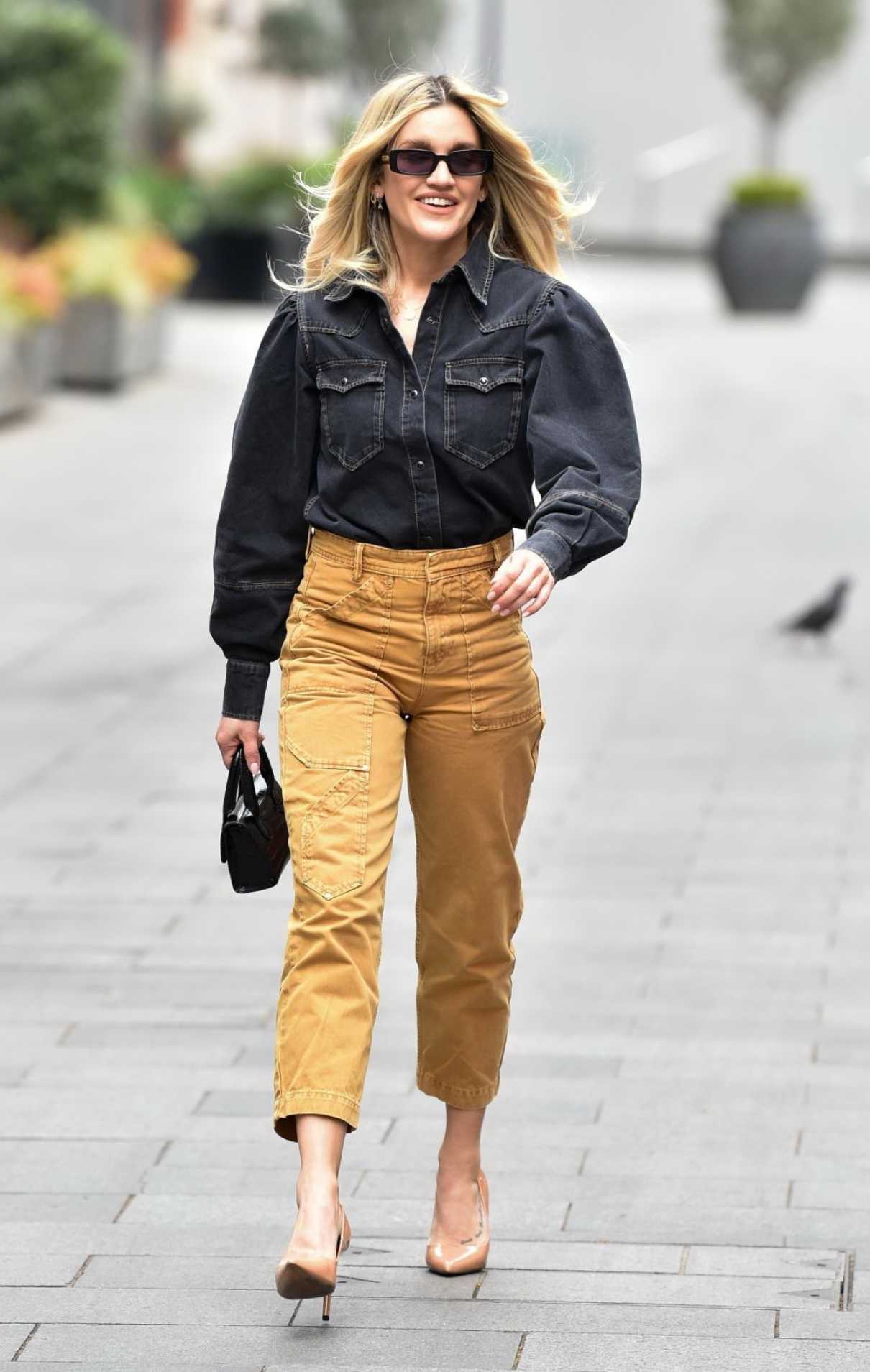 Ashley Roberts in a Yellow Pants