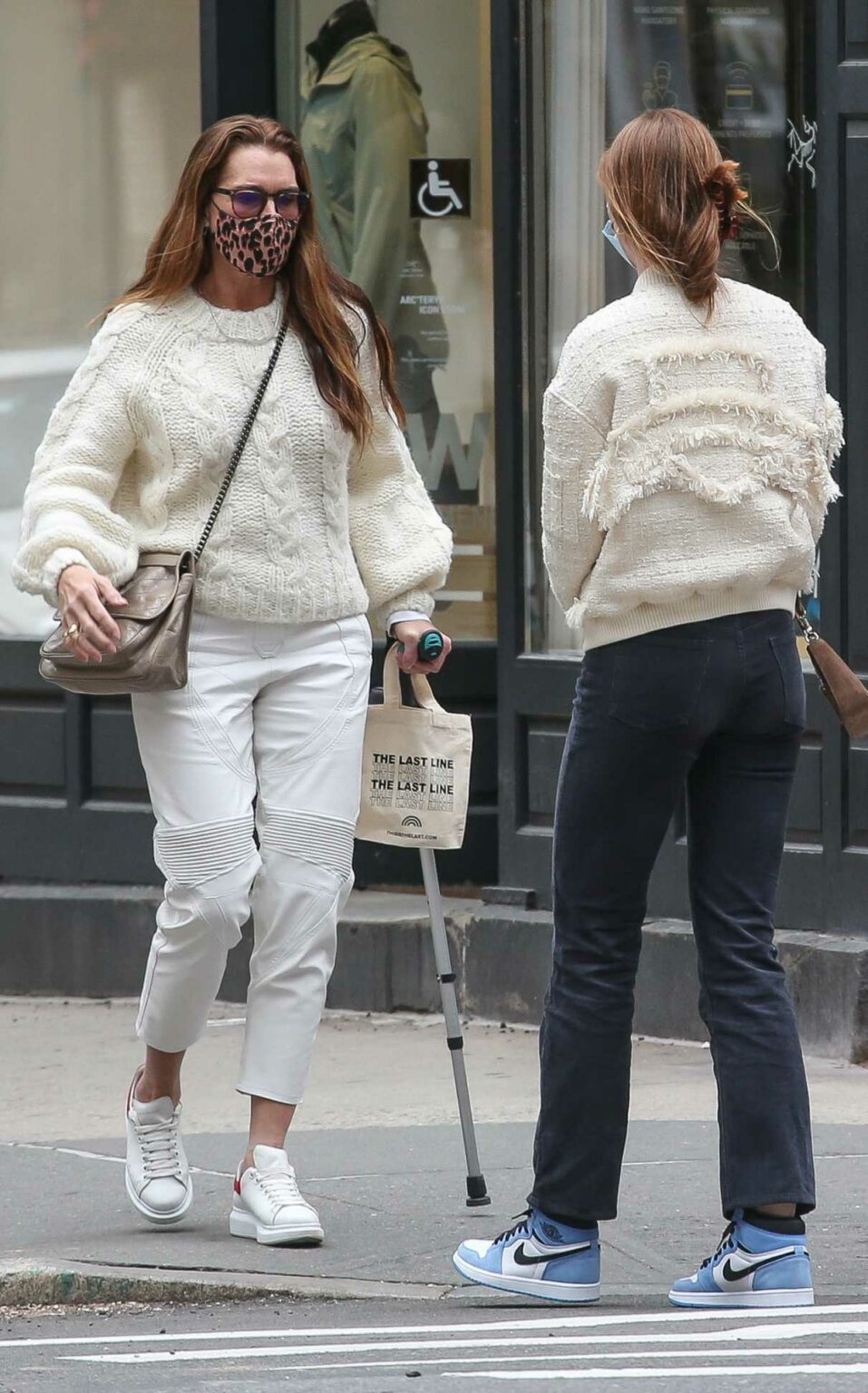 Brooke Shields in a White Pants Was Spotted Out with Her Family Jewelry