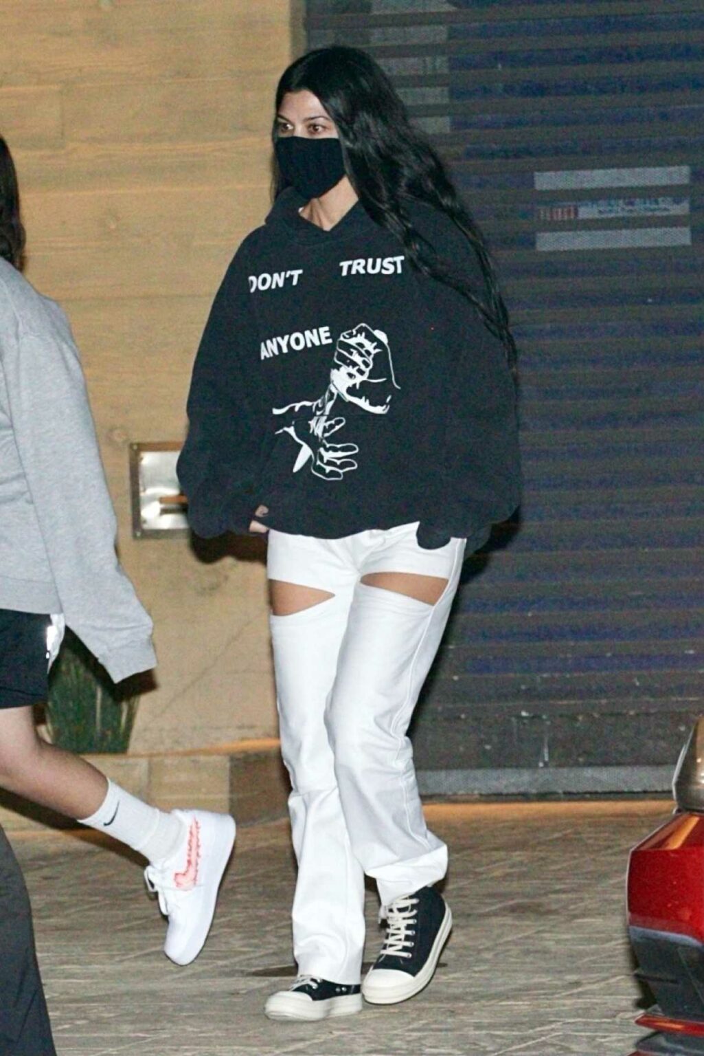 Kourtney Kardashian in a Black Hoodie Leaves Nobu in Malibu 04/19/2021