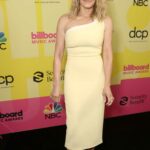 Chelsea Handler Attends 2021 Billboard Music Awards at the Microsoft Theater in Los Angeles 05/23/2021