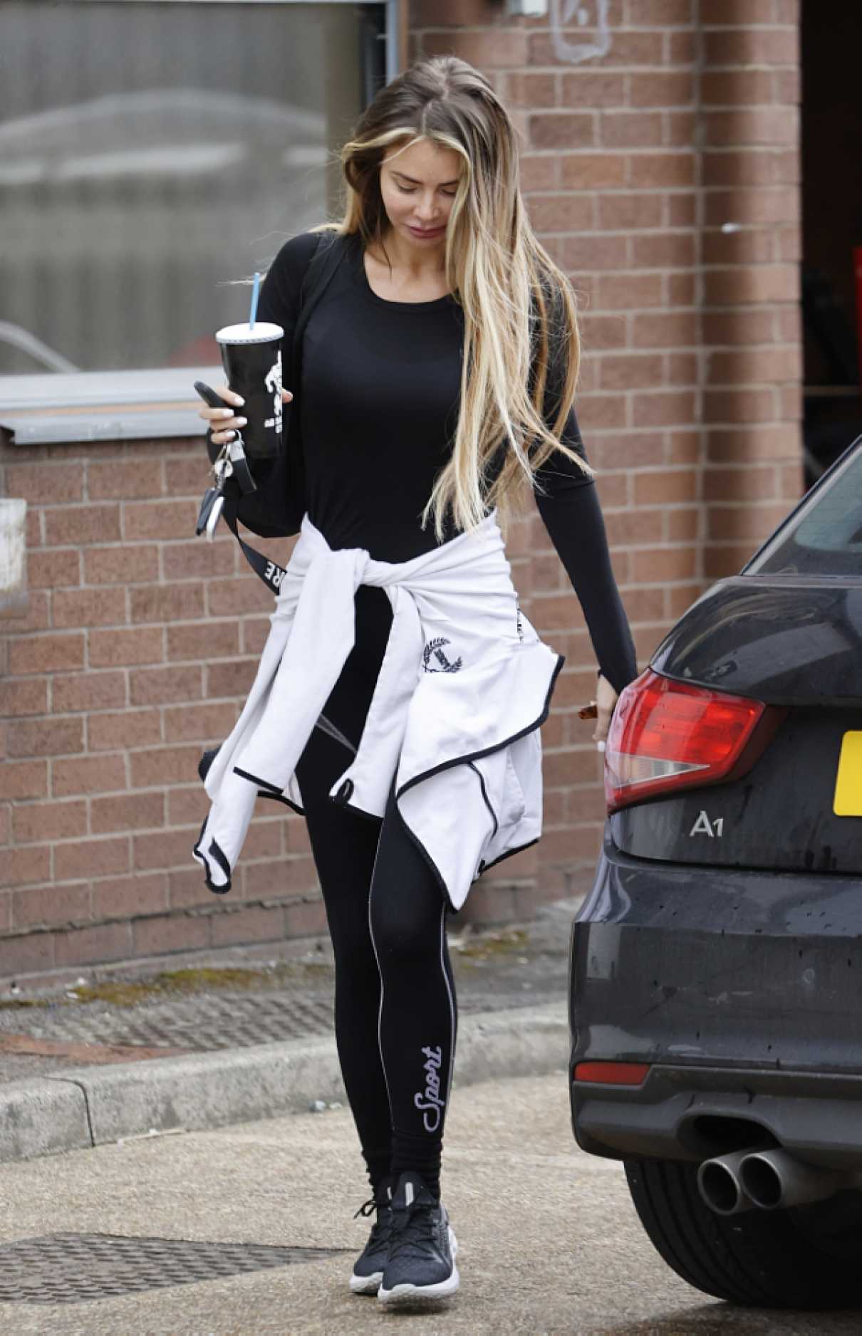 Chloe Sims in a Black Sneakers