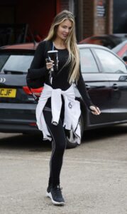 Chloe Sims in a Black Sneakers