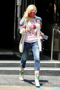 Gwen Stefani in a Red Protective Mask