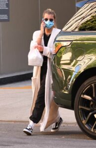 Sofia Richie in a Protective Mask Was Spotted Out in Los Angeles 05/21/2021