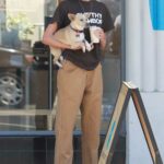 Stella Maxwell in a Black Tee Was Seen Out for Lunch in Los Feliz 05/04/2021