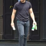Kit Harington in a Black Tee Was Seen Out in New York 06/01/2021