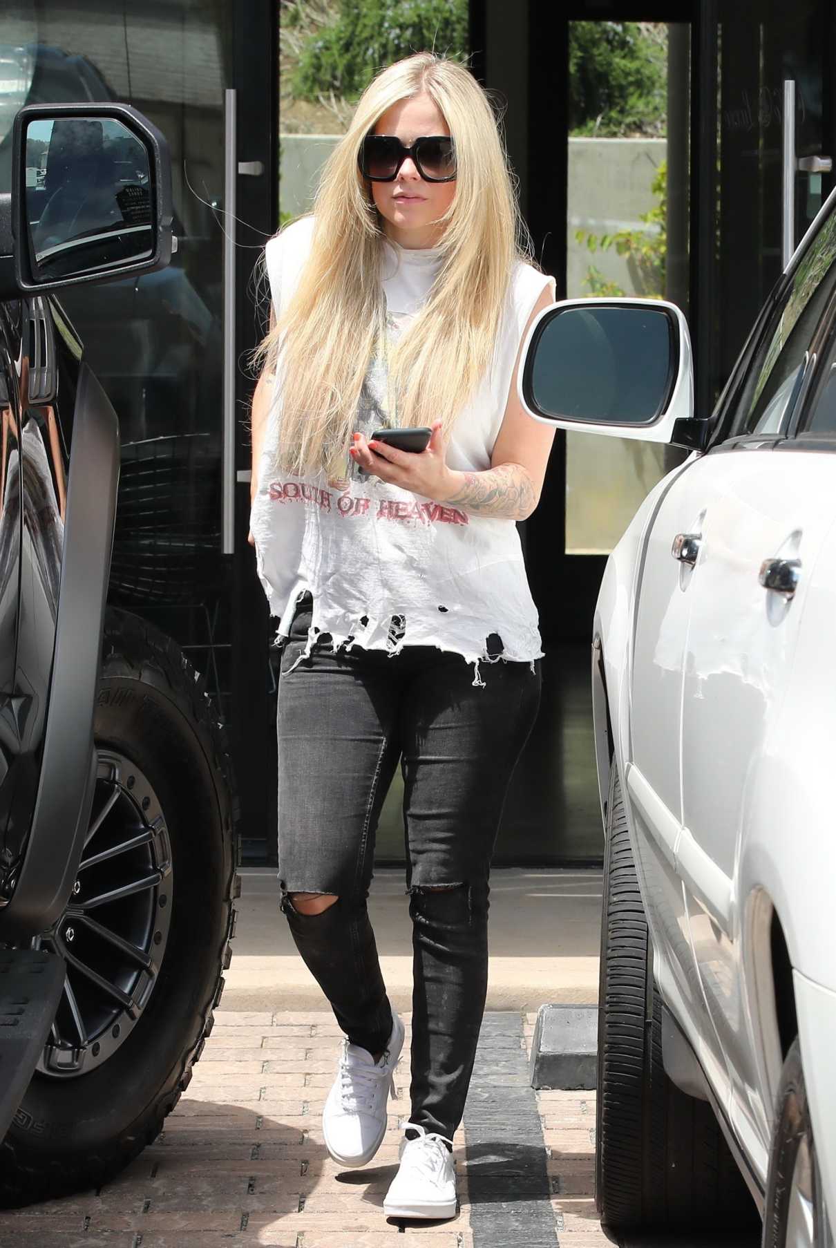 Avril Lavigne in a White Tee