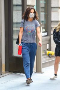 Katie Holmes in a Grey Tee
