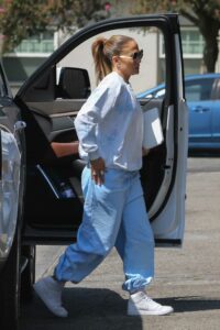 Jennifer Lopez in a White Nike Sneakers