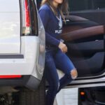 Jennifer Lopez in a Blue Ripped Jeans Arrives at Ben Affleck’s Home in Brentwood 10/03/2021