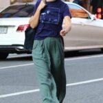 Katie Holmes in a Purple Tee Was Seen Out in Downtown Manhattan in NYC 10/15/2021