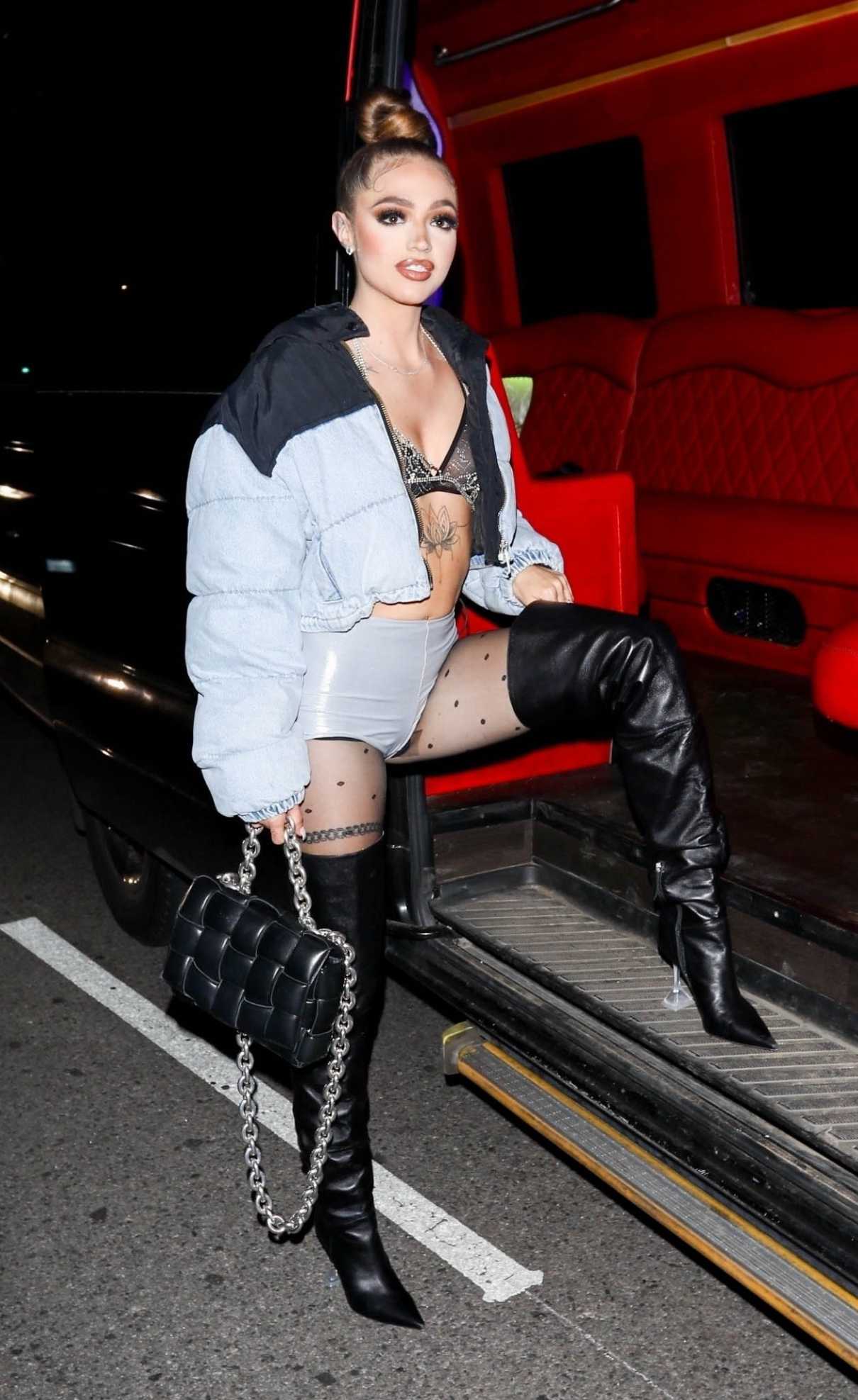 Woah Vicky in a Grey Shorts