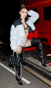 Woah Vicky in a Grey Shorts Was Seen Out in Los Angeles 10/11/2021