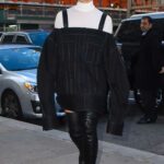 Hailee Steinfeld in a White Turtleneck Was Seen Out in Manhattan in New York City 11/23/2021